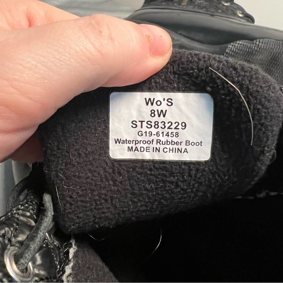 Quilted Waterproof Boots - Picture 6 of 9